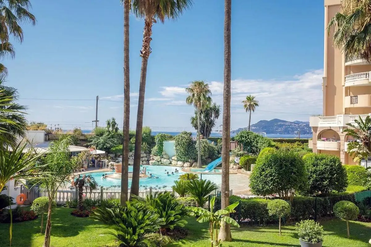 Cannes Vue Mer, Piscine, Plage 0*,  France